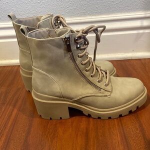 Brand new ESPRIT Suede Booties